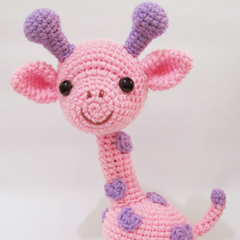 Gigi the Giraffe amigurumi pattern by Sweet N' Cute Creations