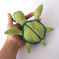 Marty the Sea Turtle amigurumi pattern by Irene Strange