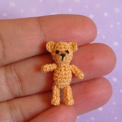Miniature Orsino Bear amigurumi by Muffa Miniatures
