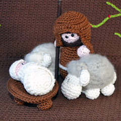 Nativity set: Shepherd and his sheep amigurumi pattern by Woolytoons