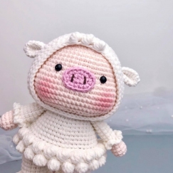 Mei The Sheep Pig 