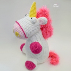 Fluffy unicorn