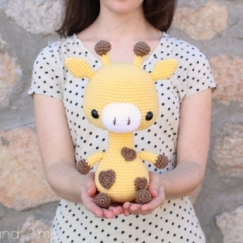 Cuddle-Sized Gerald the Giraffe