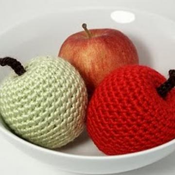 Apples amigurumi pattern