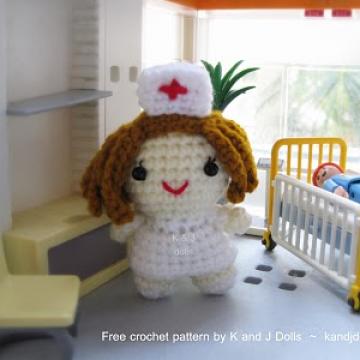 Little nurse amigurumi pattern