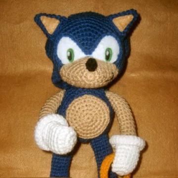 Sonic the Hedgehog amigurumi pattern