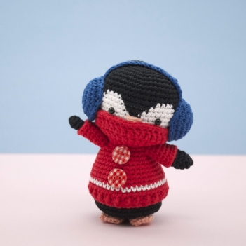 Kenny the Penguin amigurumi pattern by LittleAquaGirl