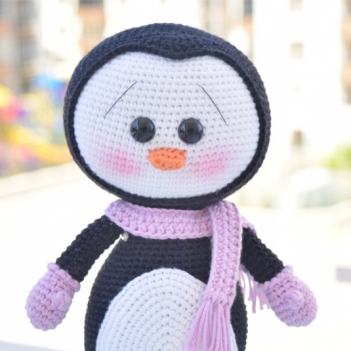 Cute Penguin amigurumi pattern by Havva Designs