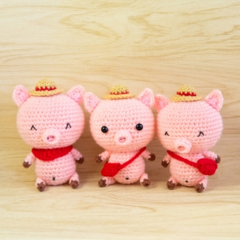 Pig amigurumi pattern by Snacksies Handicraft Corner
