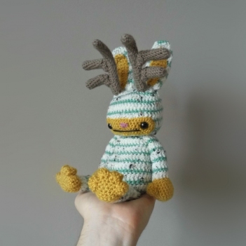 Sunny the Jackalope amigurumi pattern by Maffers Toys