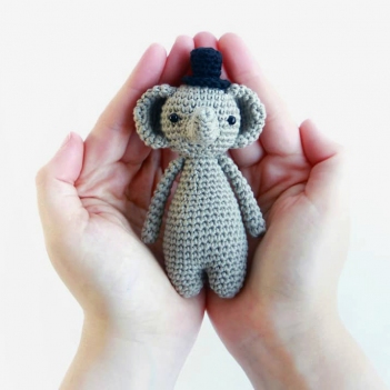 Mini Elephant amigurumi pattern by Little Bear Crochet