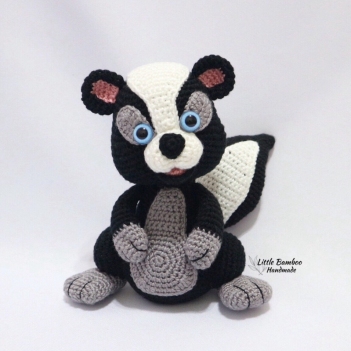 Dinky The Skunk amigurumi pattern by Little Bamboo Handmade