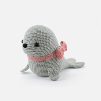 Sammy the Seal amigurumi pattern by DIY Fluffies