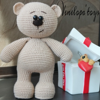 Bear amigurumi pattern by VenelopaTOYS