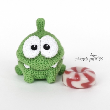Om Nom from Cut the Rope amigurumi pattern by VenelopaTOYS