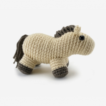 Filip the Horse amigurumi pattern by Hookabee