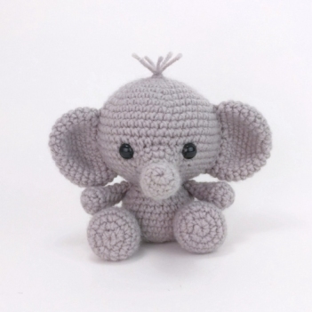 Adorable Elephant amigurumi pattern by Theresas Crochet Shop