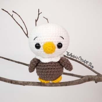Baby Eagle amigurumi pattern by Theresas Crochet Shop