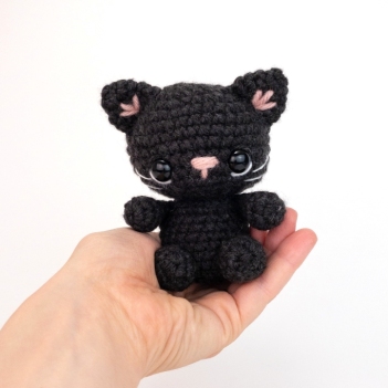 Cinder the Tiny Cat amigurumi pattern by Theresas Crochet Shop