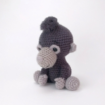 Gus the Gorilla amigurumi pattern by Theresas Crochet Shop