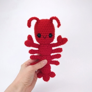 Luna the Lobster amigurumi pattern by Theresas Crochet Shop