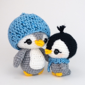 Mama and Baby Penguin amigurumi pattern by Theresas Crochet Shop