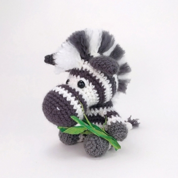 Zane the Zebra amigurumi pattern by Theresas Crochet Shop