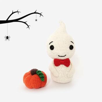 Halloween Ghost amigurumi pattern by RoKiKi