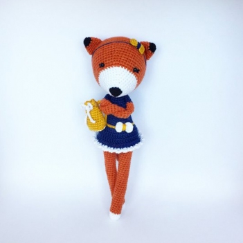 Bianca, the fox amigurumi pattern by Manuska