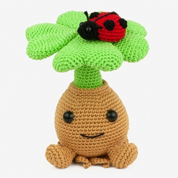 Lucky Friends amigurumi pattern by Sabrina Somers