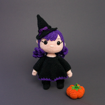 Violet the witch amigurumi pattern by Mi fil mi calin