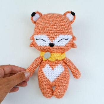 Crochet Fox amigurumi pattern by RNata