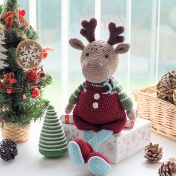 Raff the Reindeer amigurumi pattern by RNata