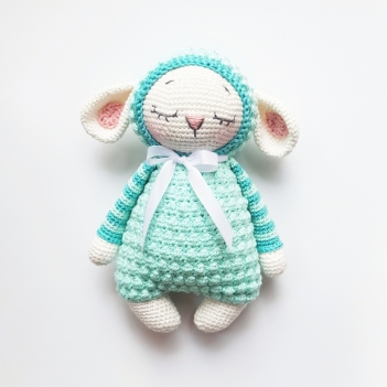 Mara the sheep  amigurumi pattern by Amalou Designs