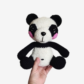 Lazy the panda amigurumi pattern by Crochetbykim