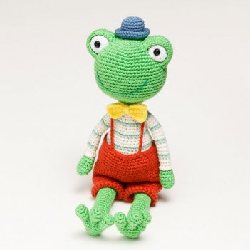 Albin the Frog amigurumi pattern by Diminu