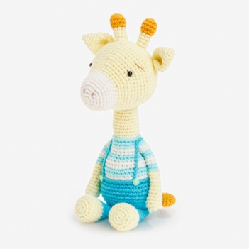 Milo the giraffe amigurumi pattern by Diminu