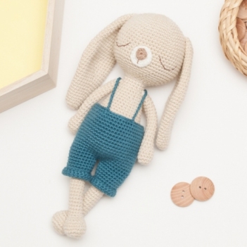 Milu the little bunny amigurumi pattern by Diminu