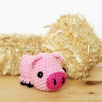 Billy the Baby Pig amigurumi pattern