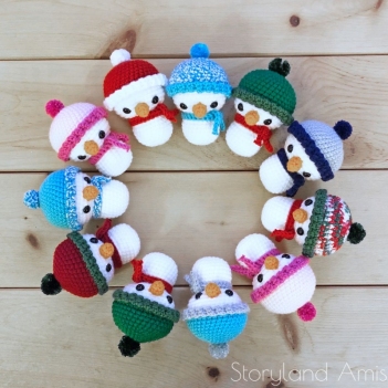 Roly the Baby Snowman amigurumi pattern