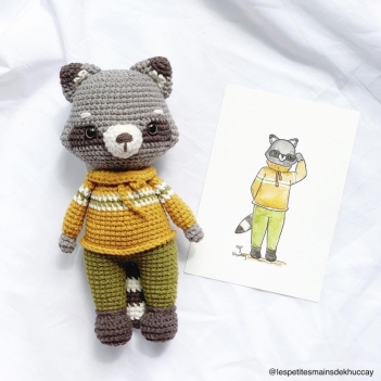 Toto Raccoon amigurumi pattern by Khuc Cay