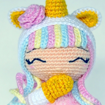 Aurora amigurumi pattern by P'tite Peste