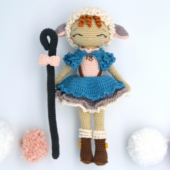 Coline the sheep amigurumi pattern by P'tite Peste