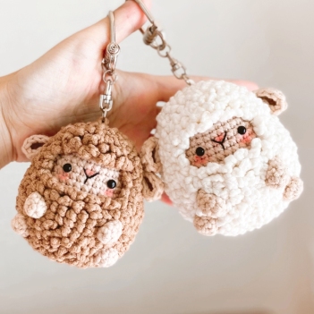 Baby Sheeps amigurumi pattern by Bigbebez