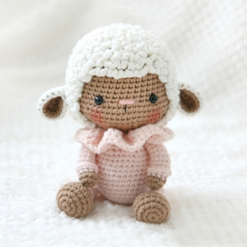 Sheep in pajamas amigurumi pattern by Bigbebez