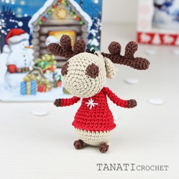 Christmas deer amigurumi pattern by TANATIcrochet