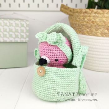 Hatching bag & Flamingo amigurumi pattern by TANATIcrochet