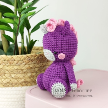 Hatching bag & Unicorn amigurumi pattern by TANATIcrochet