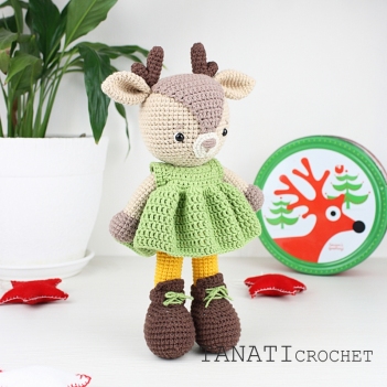 Toy Deer amigurumi pattern by TANATIcrochet