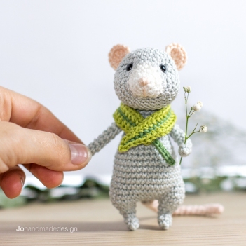 Mouse Salvatore and the Blade of Grass amigurumi pattern by Jo handmade design